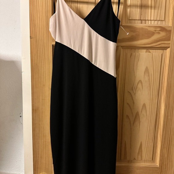 Alice & Olivia NWT - Picture 2 of 4